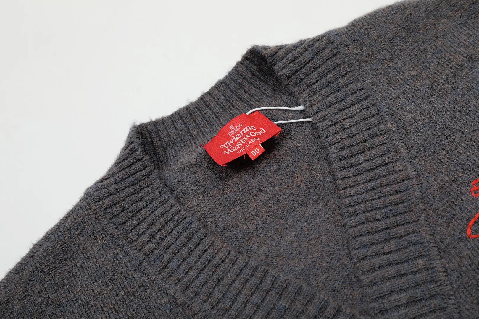 VIVI 133#Top quality" vivienne west wood 25 spring new retro knitted wool cardigan Size: 1 yard (90-110 pounds) 2 yards (110-130 pounds) 3 yards (130-150 pounds) Color: black gray khaki